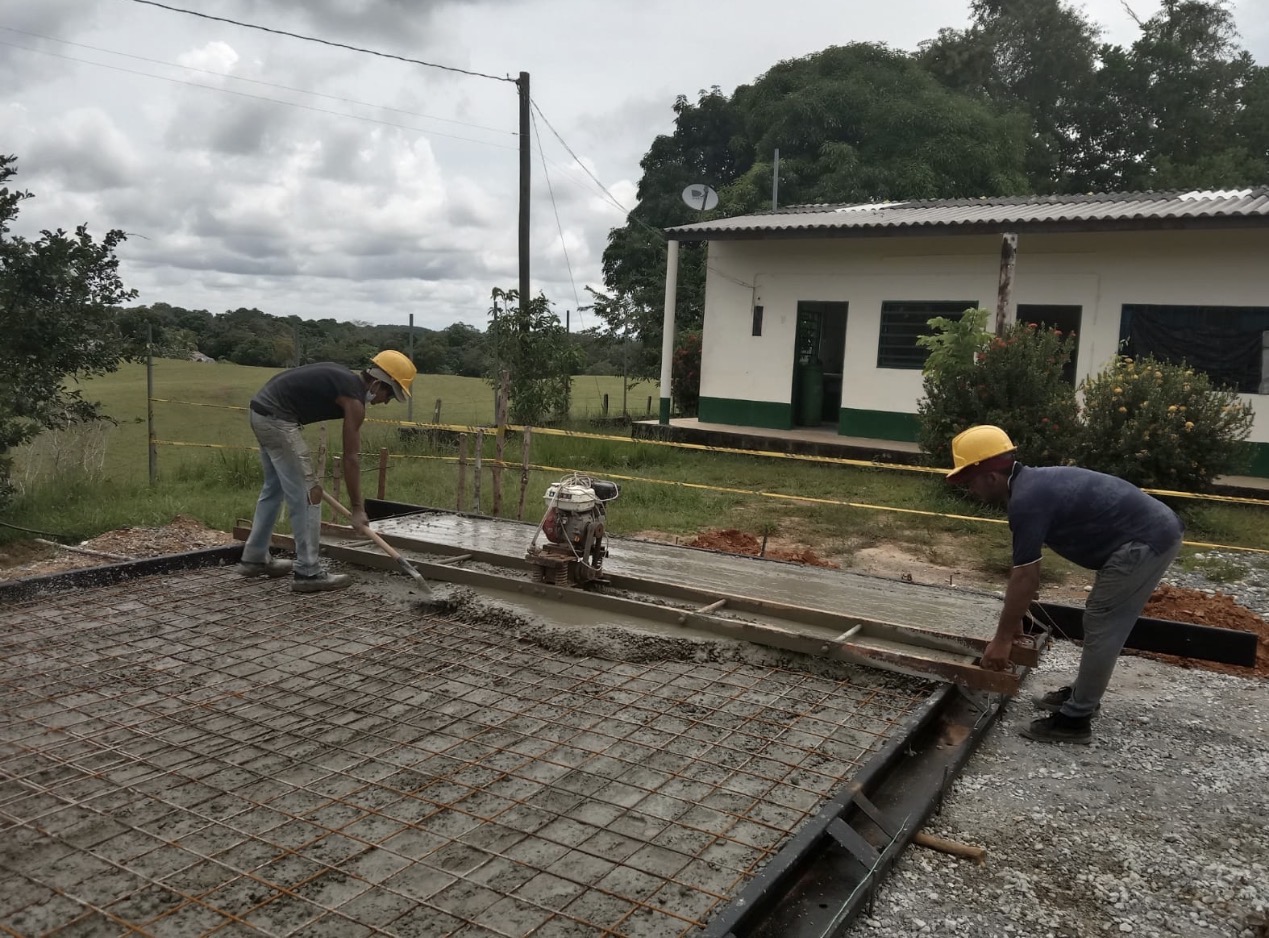 Construcción de placa de concreto